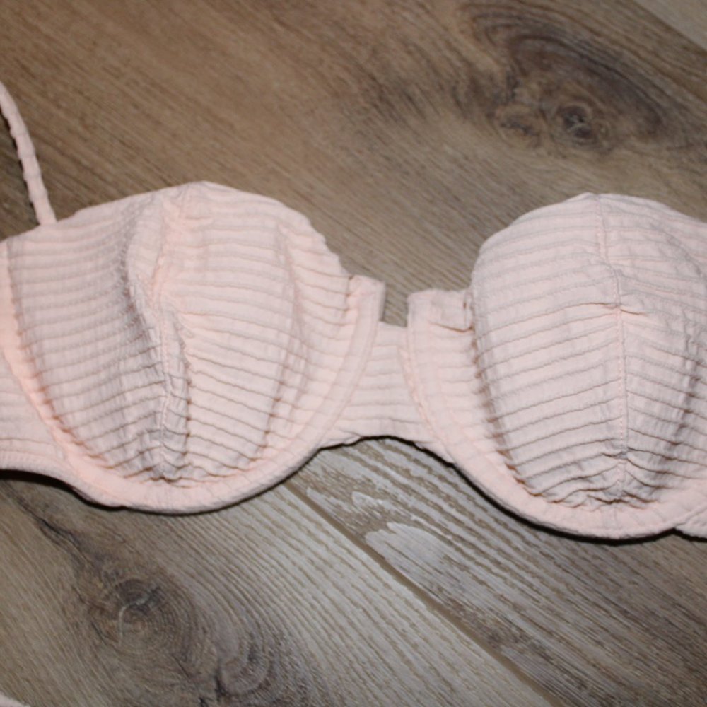 Vix Swimwear Bikini Top & Bottom - Picture 5 of 7
